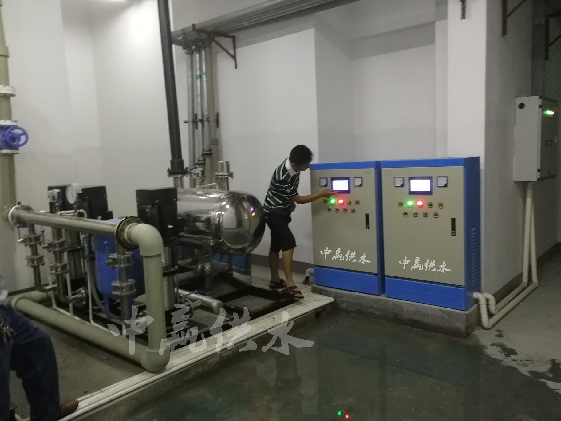 無負壓供水設備現場調試圖 無負壓供水設備現場調試圖